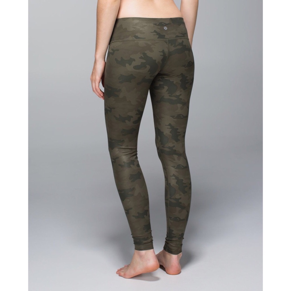 Lululemon Camo Wunder Under Leggings Medium 8 - Picture 2 of 7
